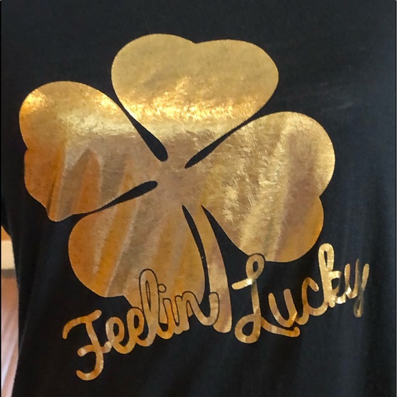 Raggs to Riches tee w/ clover, Feelin Lucky - Med - Picture 2 of 4